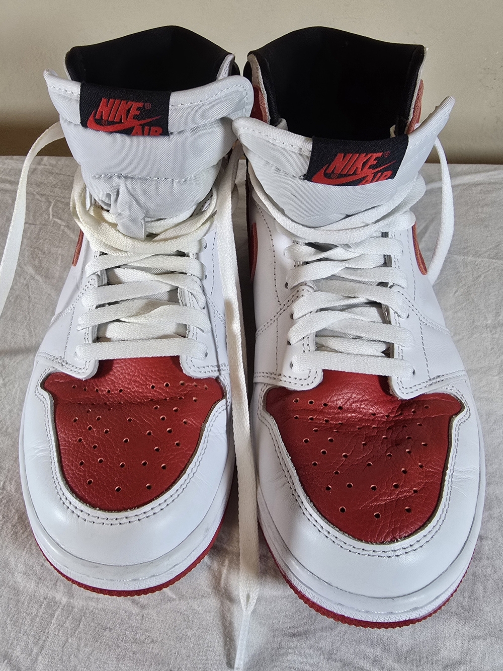 Nike Air Jordan 1 Retro High OG "Heritage"